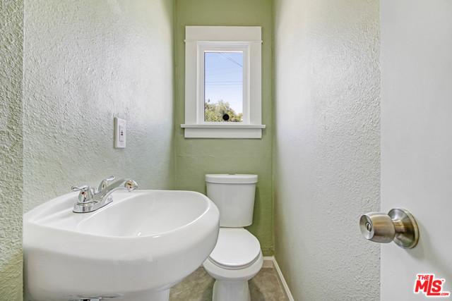 1340 N Arrowhead Ave, San Bernardino, CA 92405 photo 12