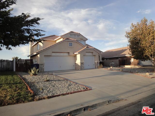 36458 Blacksmith Dr, Palmdale, CA 93550 photo 2
