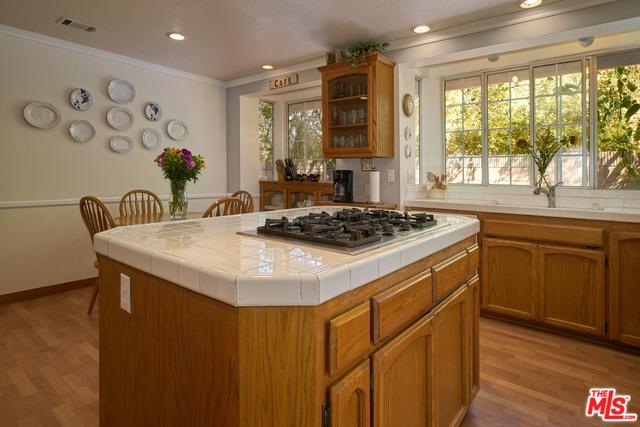 19800 Newbridge Cir, Walnut, CA 91789 photo 6