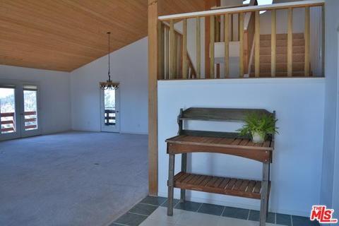 25231 Paramount Dr, Tehachapi, CA 93561 photo 5
