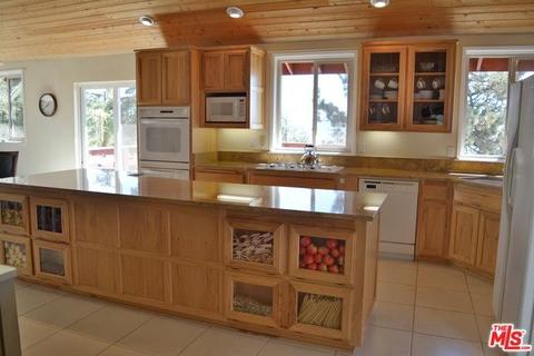 25231 Paramount Dr, Tehachapi, CA 93561 photo 6