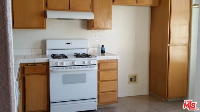 37052 57th St, Palmdale, CA 93552 photo 8
