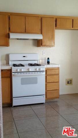 37052 57th St, Palmdale, CA 93552 photo 9