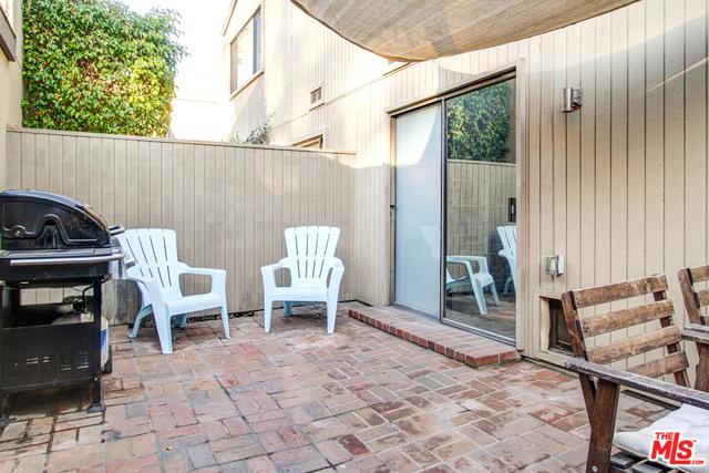 299 Rosemont Ave, Pasadena, CA 91103 photo 19