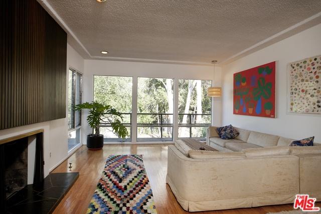 3258 E Chevy Chase Dr, Glendale, CA 91206 photo 5