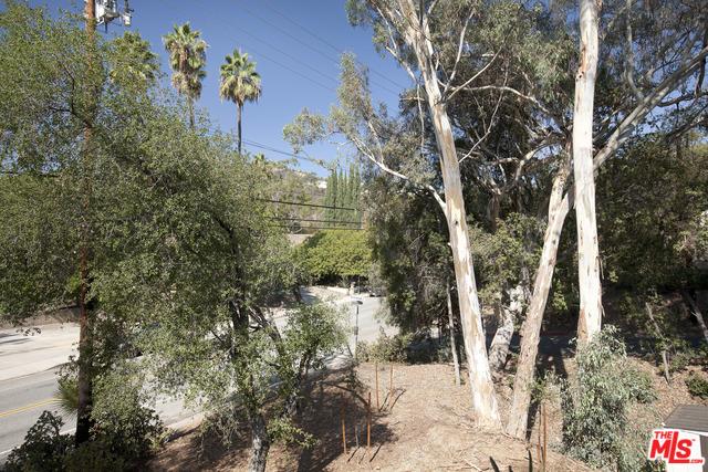 3258 E Chevy Chase Dr, Glendale, CA 91206 photo 11
