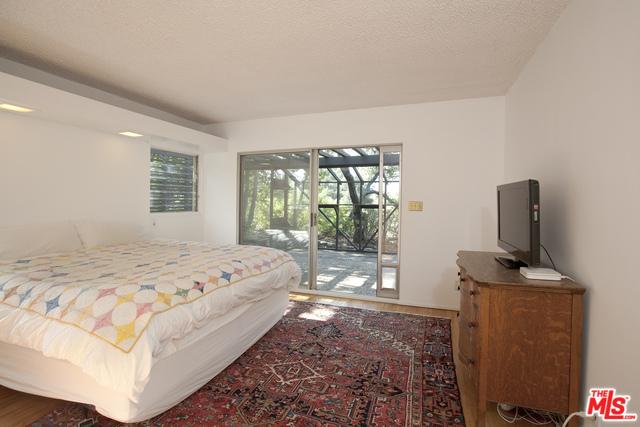 3258 E Chevy Chase Dr, Glendale, CA 91206 photo 16