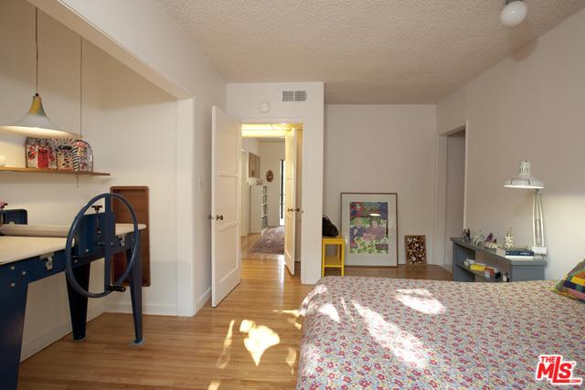 3258 E Chevy Chase Dr, Glendale, CA 91206 photo 21