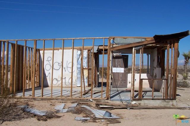1581 Lucille Ln, Joshua Tree, CA 92252 photo 2