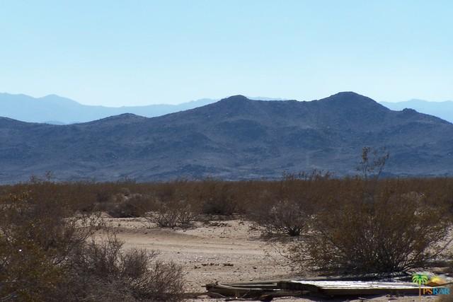 1581 Lucille Ln, Joshua Tree, CA 92252 photo 11