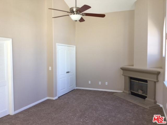 41150 Summitview Ln, Palmdale, CA 93551 photo 17
