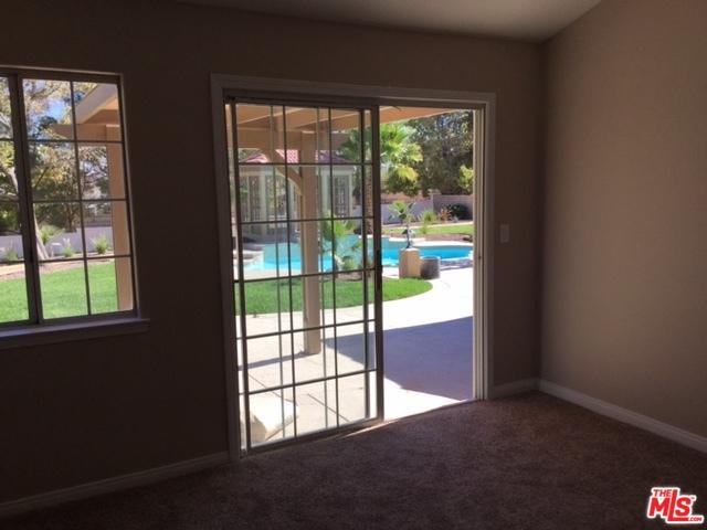 41150 Summitview Ln, Palmdale, CA 93551 photo 18