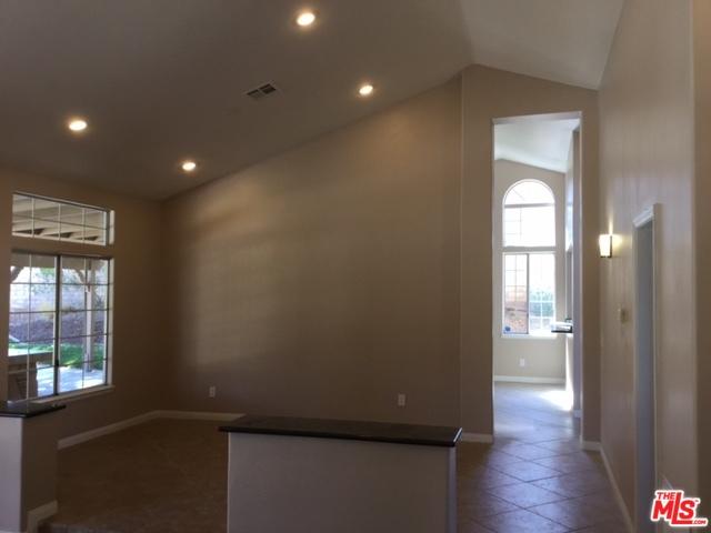 41150 Summitview Ln, Palmdale, CA 93551 photo 8
