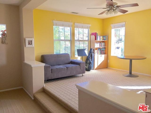 11085 Renaissance Dr, Tujunga, CA 91042 photo 4