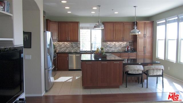 11085 Renaissance Dr, Tujunga, CA 91042 photo 14