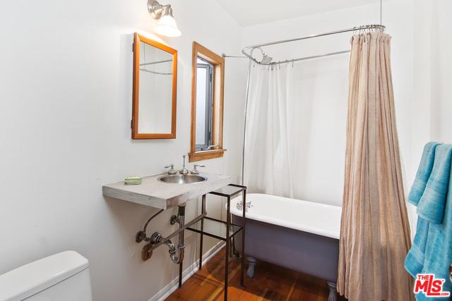 1048 Palms, Venice, CA 90291 photo 15