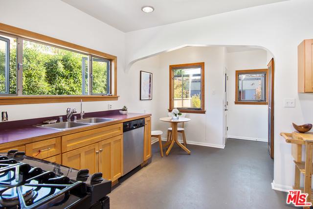 1048 Palms, Venice, CA 90291 photo 11