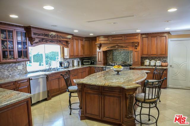 1030 E Valencia Ave, Burbank, CA 91501 photo 12