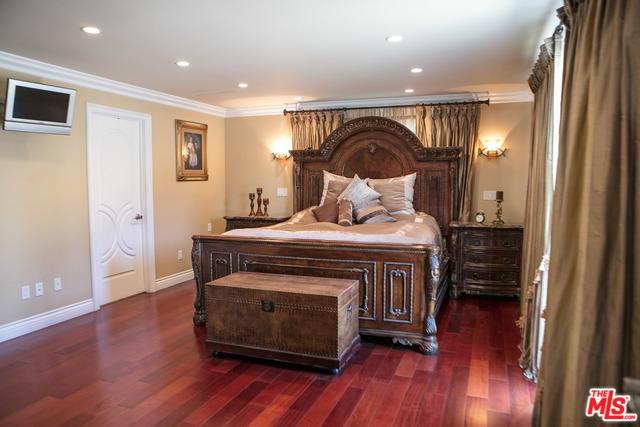 1030 E Valencia Ave, Burbank, CA 91501 photo 22