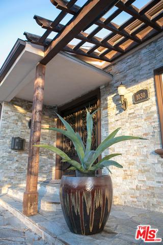 1030 E Valencia Ave, Burbank, CA 91501 photo 3