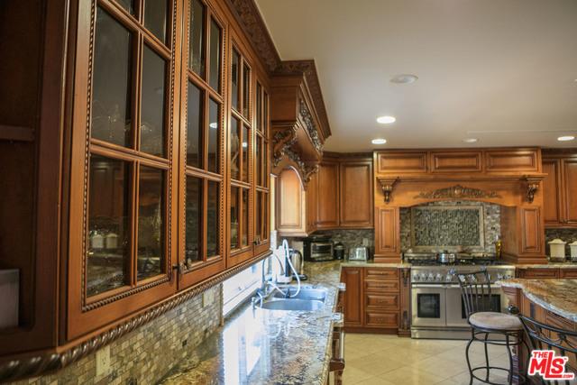 1030 E Valencia Ave, Burbank, CA 91501 photo 19