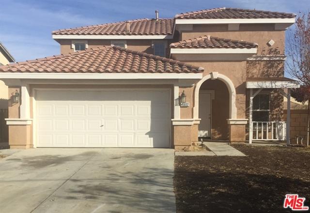 45032 Palm Ln, Lancaster, CA 93535 photo 1