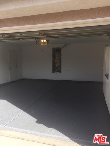 45032 Palm Ln, Lancaster, CA 93535 photo 15