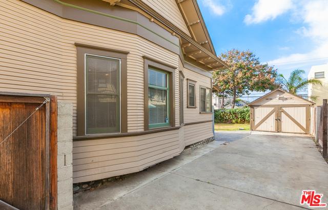 445 Magnolia Ave, Long Beach, CA 90802 photo 3