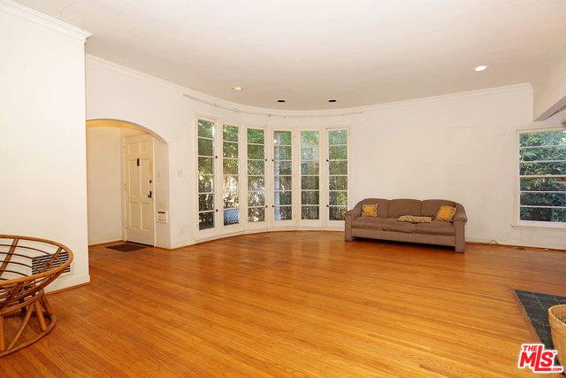 10327 Rossbury Pl, Los Angeles, CA 90064 photo 7