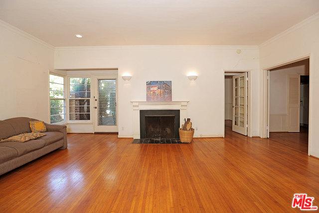 10327 Rossbury Pl, Los Angeles, CA 90064 photo 5