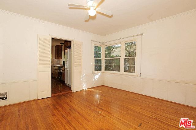 10327 Rossbury Pl, Los Angeles, CA 90064 photo 8