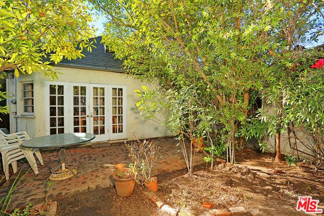 10327 Rossbury Pl, Los Angeles, CA 90064 photo 22