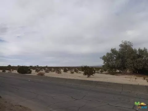 71965 Samarkand Dr, Twentynine Palms, CA 92277 photo 3
