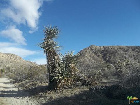 9288 S Samel Rd, Morongo Valley, CA 92256 photo 4