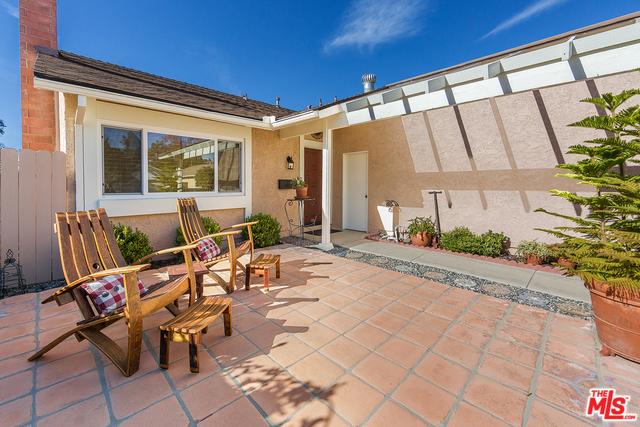 4379 Lantern Ln, Moorpark, CA 93021 photo 2
