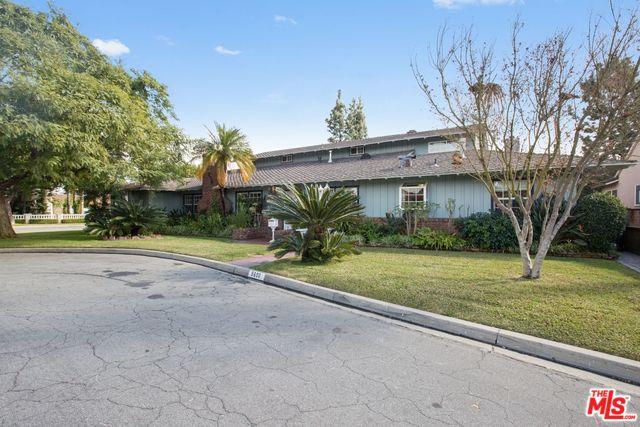 9600 Garnish Dr, Downey, CA 90240 photo 2