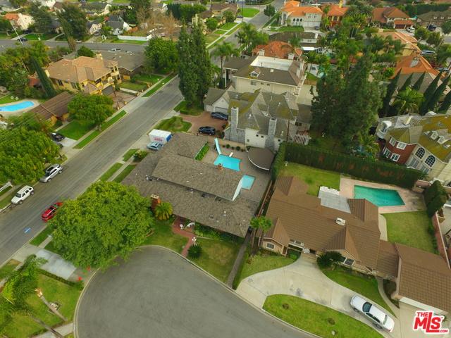 9600 Garnish Dr, Downey, CA 90240 photo 38
