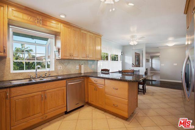 9600 Garnish Dr, Downey, CA 90240 photo 9