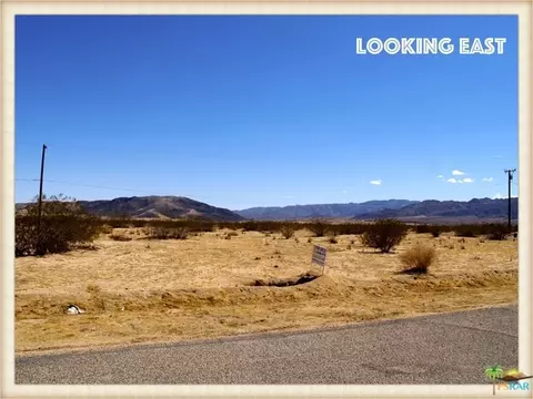 5001 E 1st St, Joshua Tree, CA 92252 photo 8