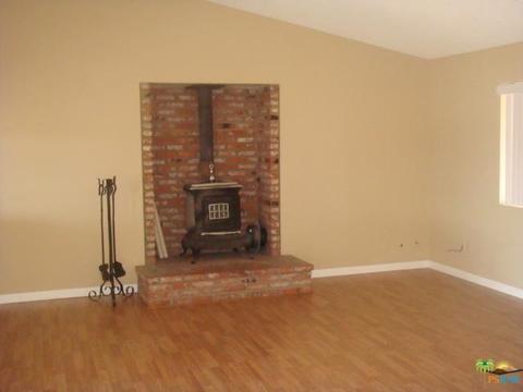 58767 Sun Mesa Dr, Yucca Valley, CA 92284 photo 11