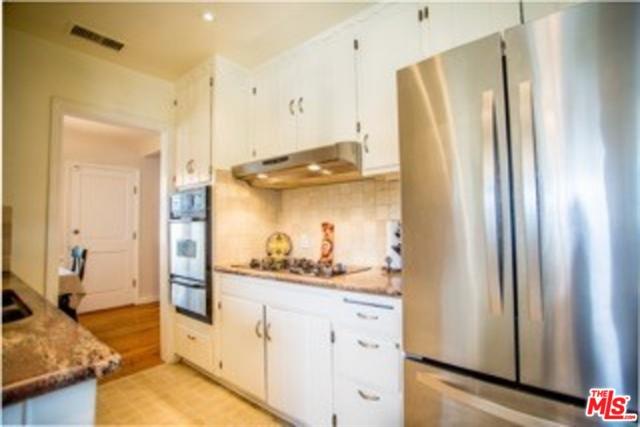 5427 Burnet Ave, Sherman Oaks, CA 91411 photo 3