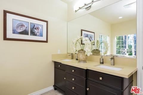 13609 Chandler, Sherman Oaks, CA 91401 photo 22