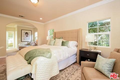 13609 Chandler, Sherman Oaks, CA 91401 photo 18
