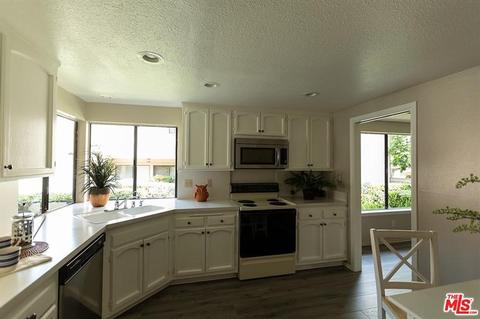 671 Colonial Cir, Fullerton, CA 92835 photo 9