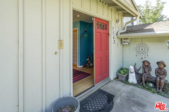 7562 Jayseel St, Tujunga, CA 91042 photo 5