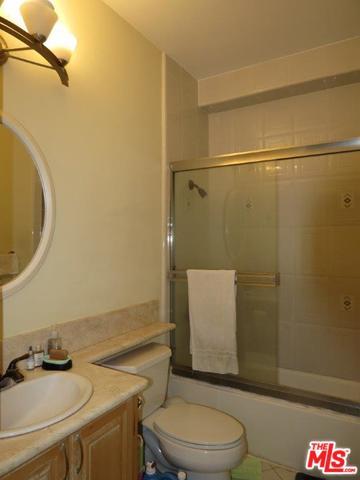 727 E Cypress Ave #103, Burbank, CA 91501 photo 18