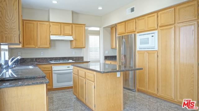 5777 Tonopah Ct, Simi Valley, CA 93063 photo 5