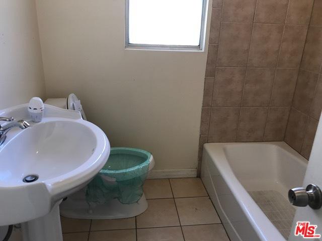 714 N Locust Ave, Compton, CA 90221 photo 4