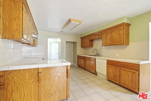9953 Bloomington Ave, Bloomington, CA 92316 photo 7