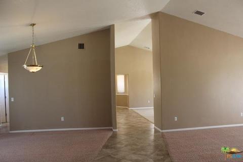 8018 Palomar Ave, Yucca Valley, CA 92284 photo 13